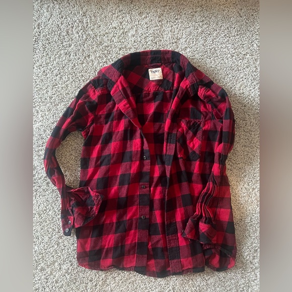 TNA Tops - TNA Oversized Buffalo Plaid Flannel Shirt – Red & Black, Size Medium